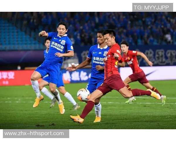 华夏幸福足球队奋勇争先展现团队精神与竞技风采的辉煌历程