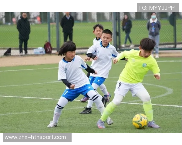 深入了解足球运动员的心路历程与职业生涯的独特访谈问题探讨